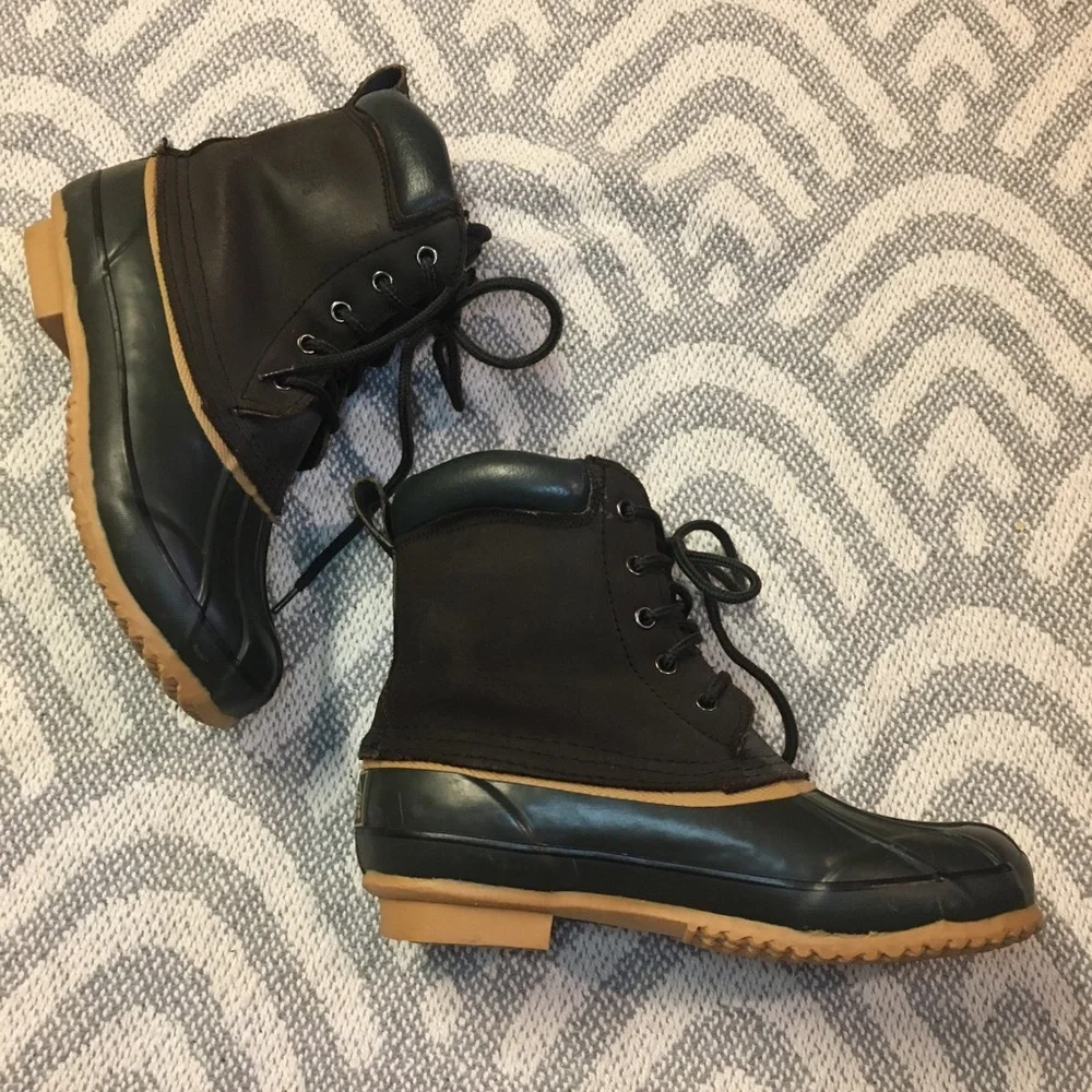 RUGGED OUTBACK Men’s Thermolite DuPont Duck Boots, Size 5